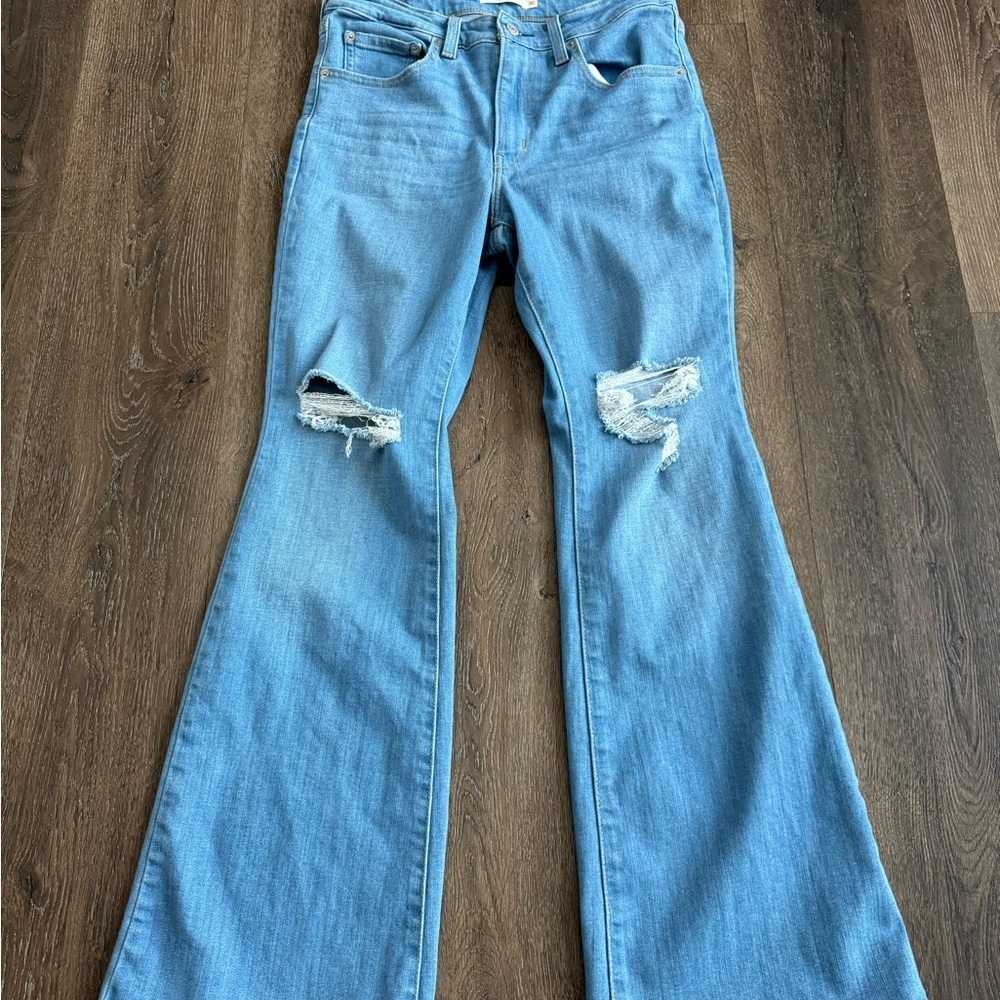 Women's 726 Flare Levi Jeans View 2